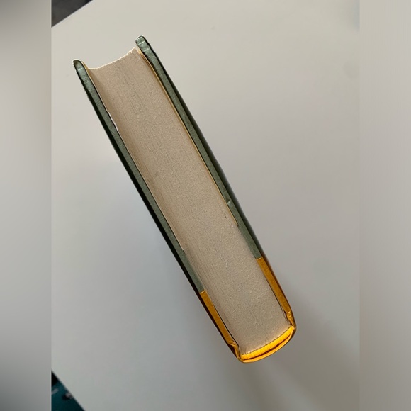 “Safe Haven” - a Novel by Nicholas Sparks (hardcover)- EUC - Picture 3 of 4